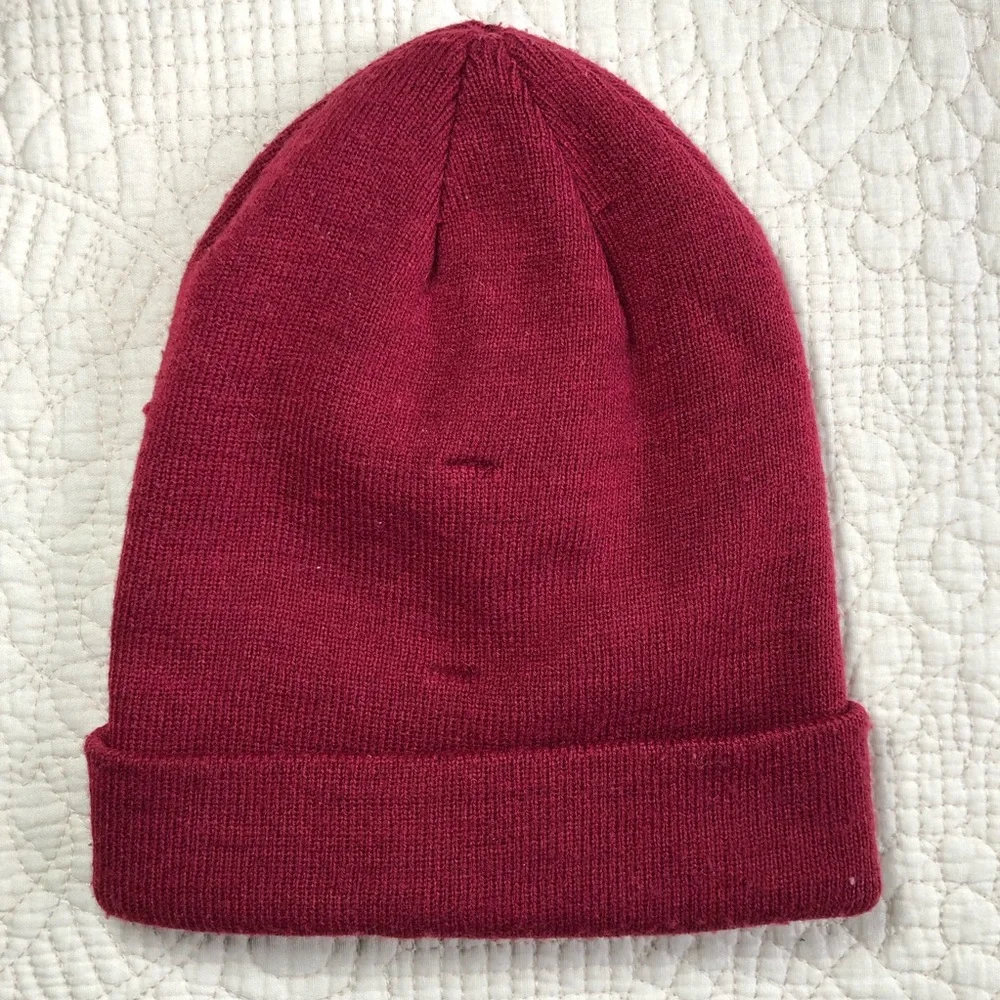 ZARA Peanuts Kid’s Red Beanie with Snoopy Patch Size 3T